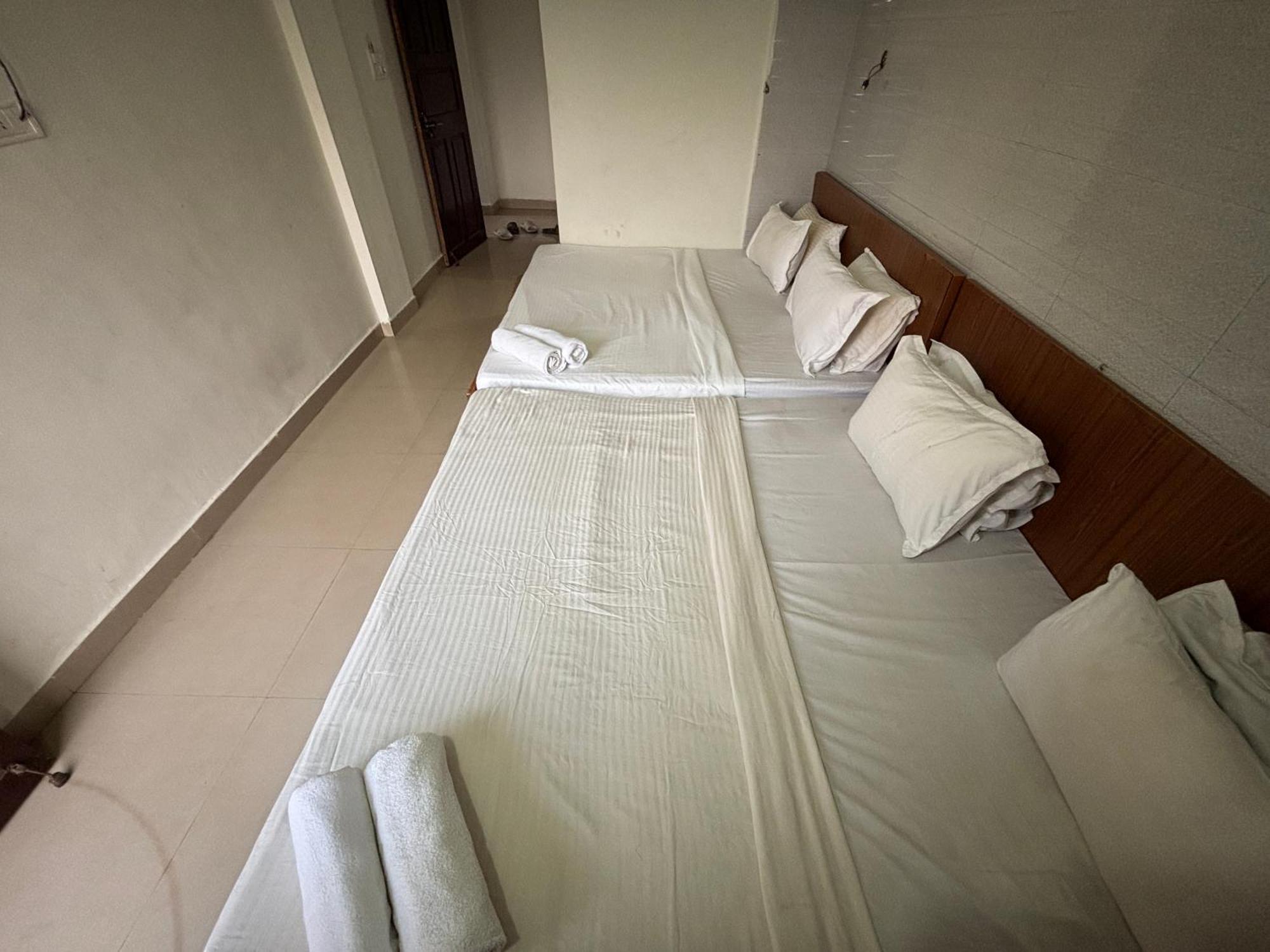 Mehar Rooms บากา ภายนอก รูปภาพ