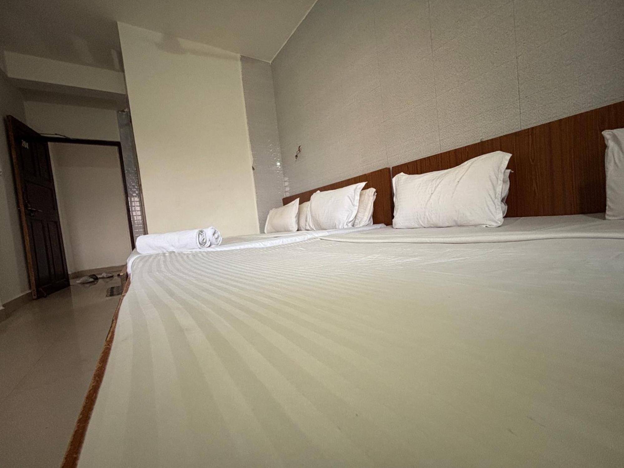 Mehar Rooms บากา ภายนอก รูปภาพ